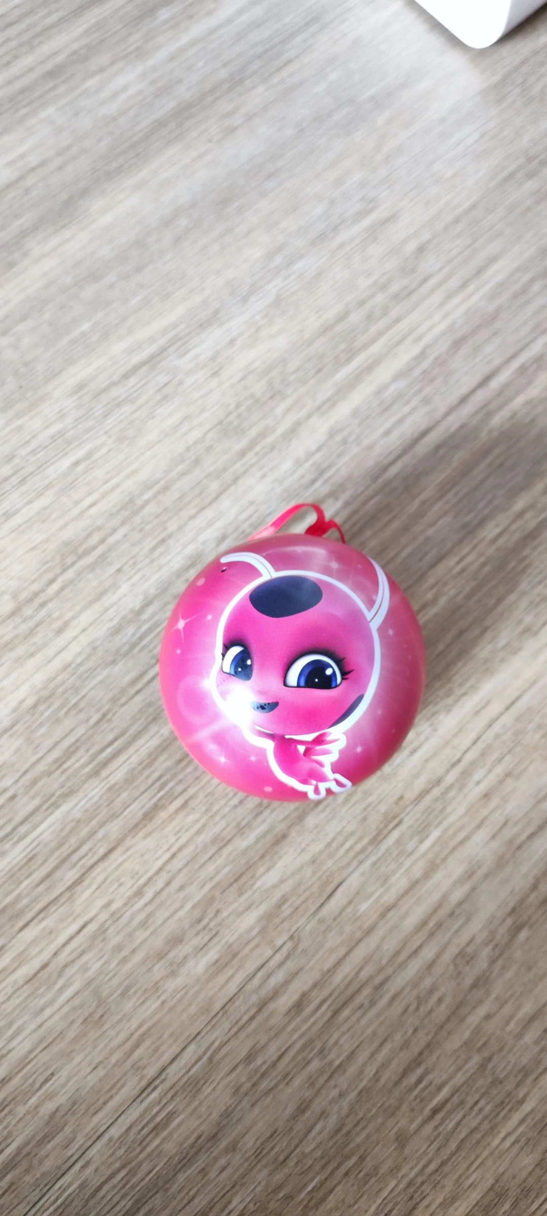 🌟 Lote de 3 bolas de Navidad de metal Miraculous Kwamis 🌟 – photo 3